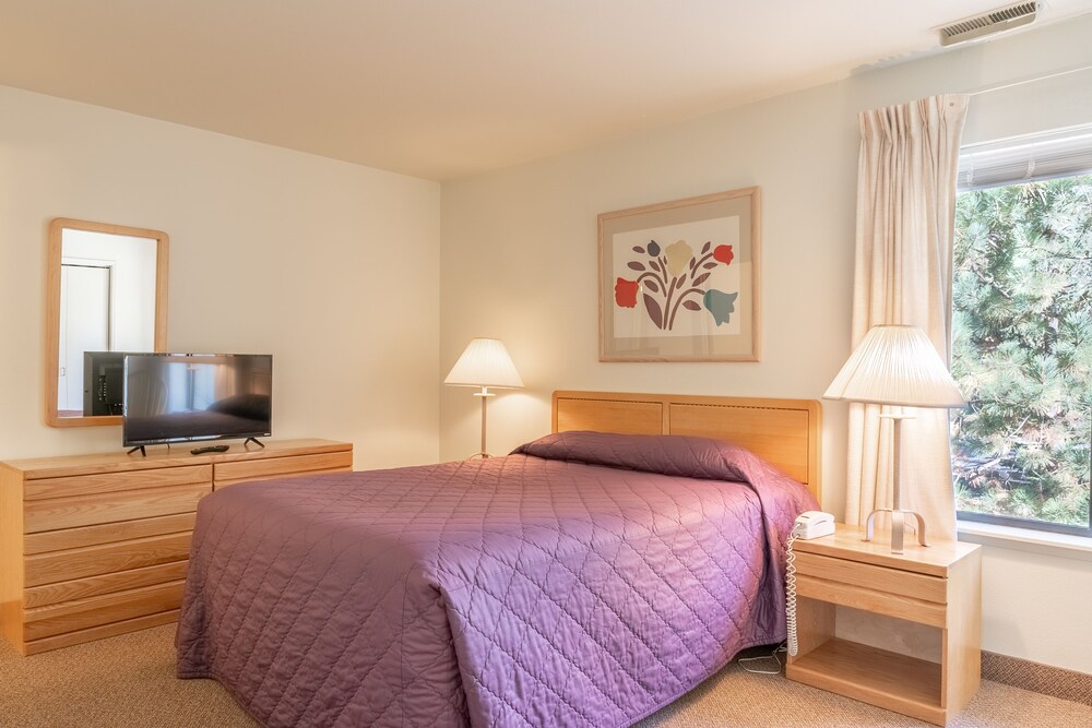 Wapato Point Resort - photo 14