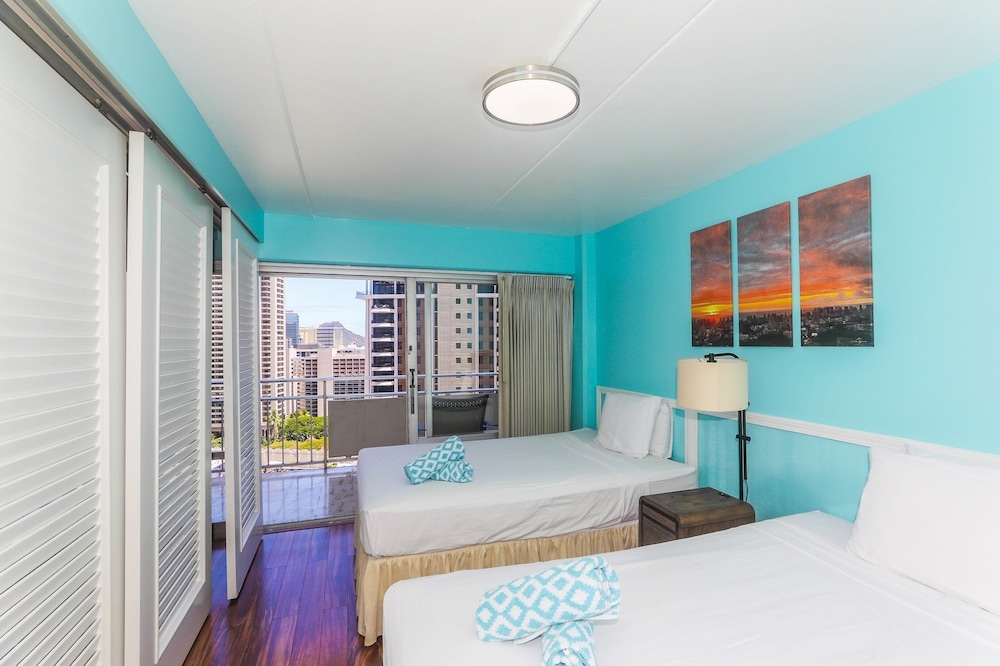Ilikai Tower 1934 Condo with Fully Equipped Kitchen Great for longer stays by RedAwning - photo 10