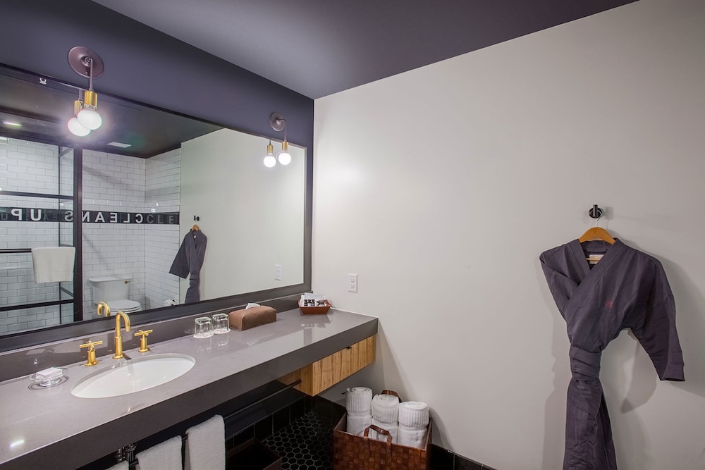 The George by Valencia Hotel Collection - photo 14