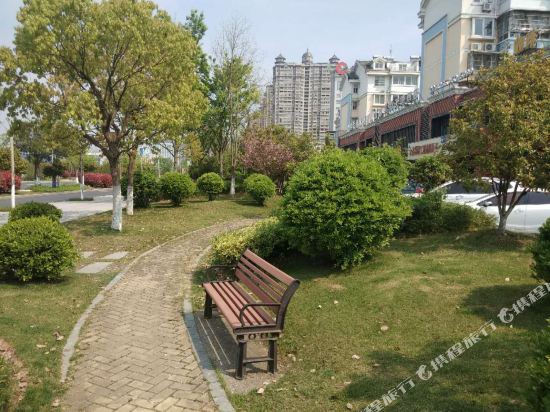 Zizhu Xintiandi Hotel — hotel in Taozhou