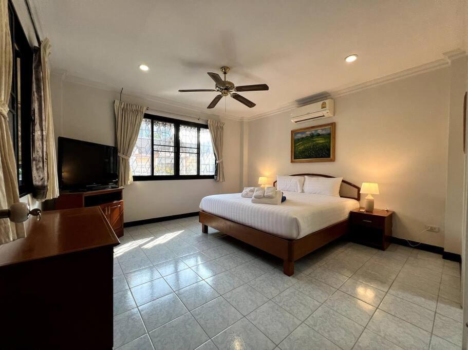 Pool Villa at Central Pattaya Near Big C EXTRA — 4-Star Luxury Hotel in Pattaya, Thailand