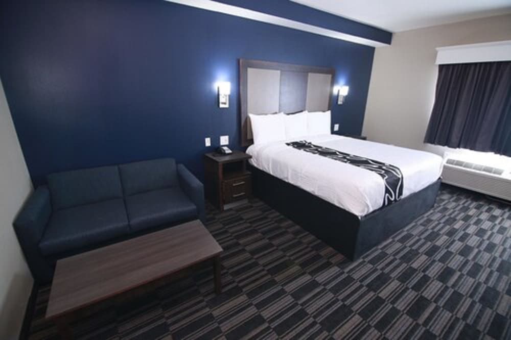 Home Inn and Suites - photo 25