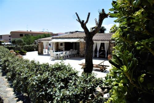 Villa Isabella — 4-Star Luxury Hotel in Loiri Porto San Paolo, Italy