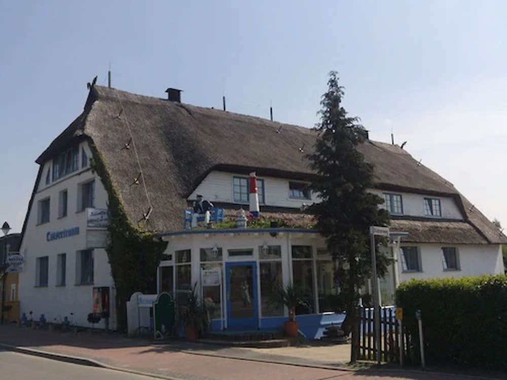 Landhotel Ostseetraum Fewo — Rostock