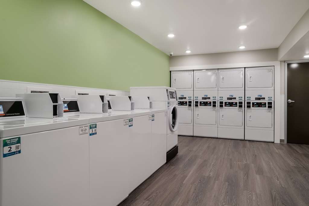 Woodspring Suites Detroit Sterling Heights - photo 31