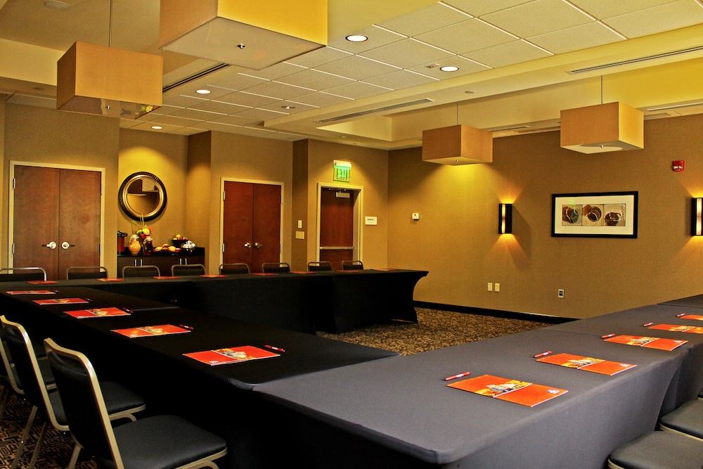 DoubleTree by Hilton Hotel Oklahoma City Airport - photo 33