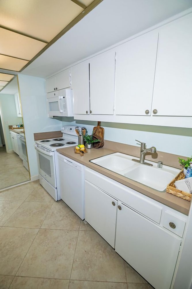 Capri Beach Accommodations - photo 46