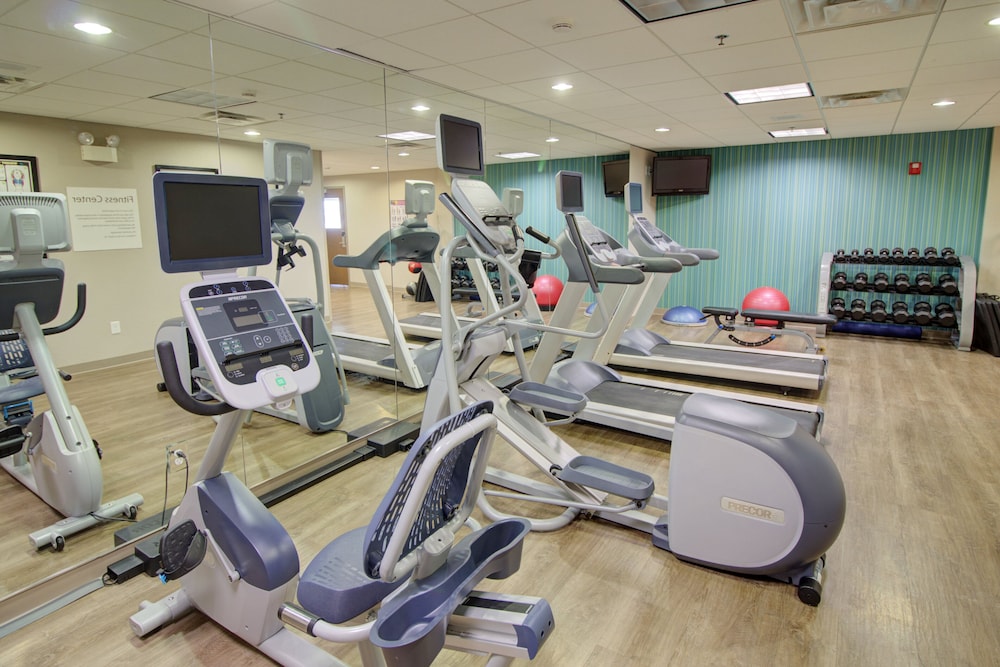 Holiday Inn Express Hotel and Suites Mankato East by IHG - photo 60
