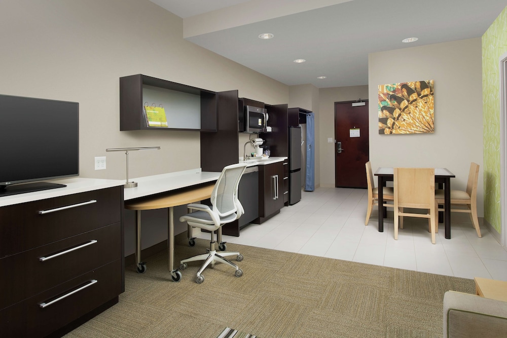 Home2 Suites by Hilton Lake City - photo 16