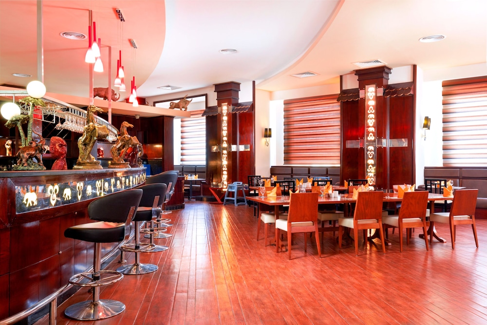 מזון ומשקאות