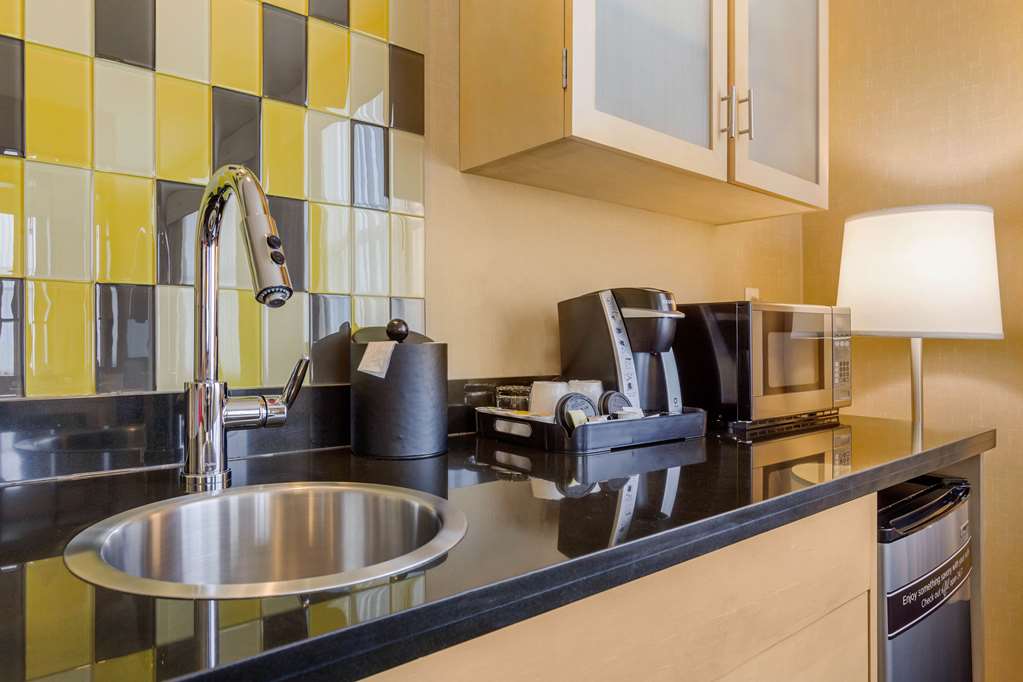 Cambria Hotel Denver International Airport - photo 22