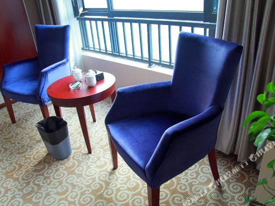 Huali Hotel - carbon neutral hotel in Bengbu