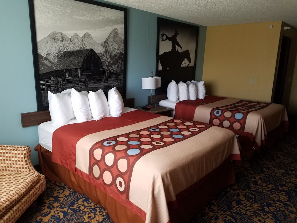Super 8 by Wyndham Casper East Evansville - photo 10