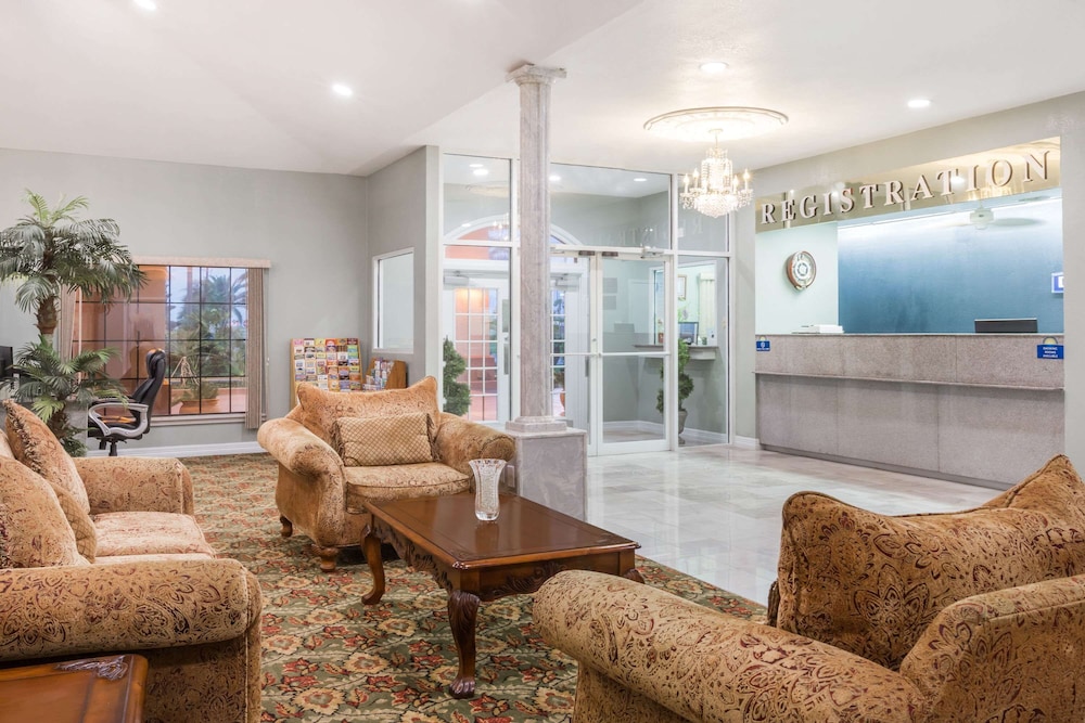 Days Inn by Wyndham Portland Corpus Christi - photo 3