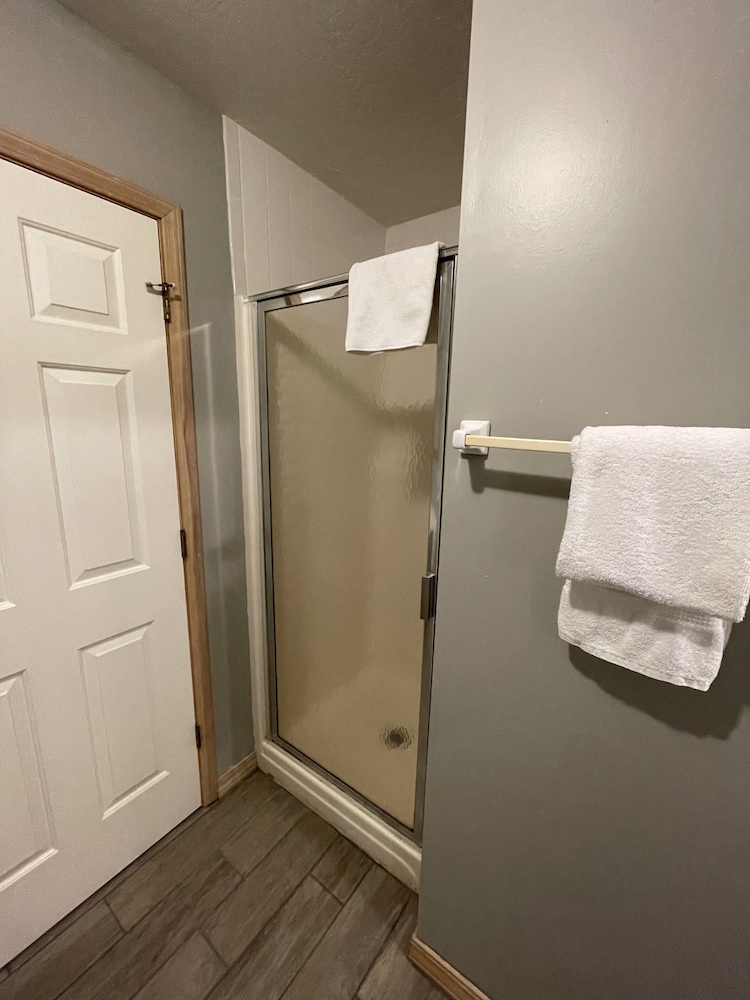 Crown Point Resort - photo 62