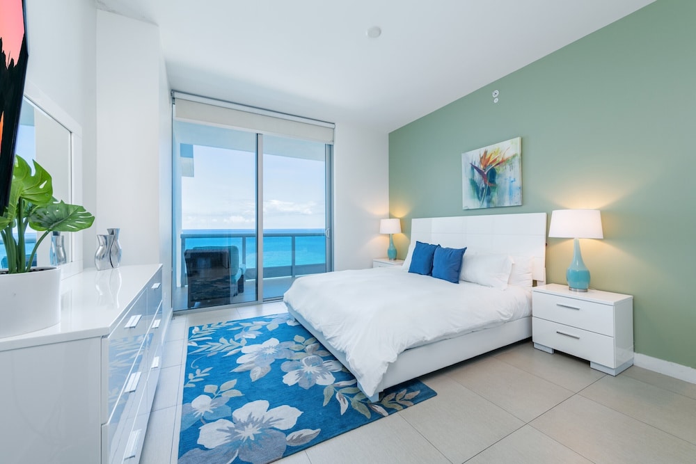 Global Luxury Suites at Monte Carlo - photo 32