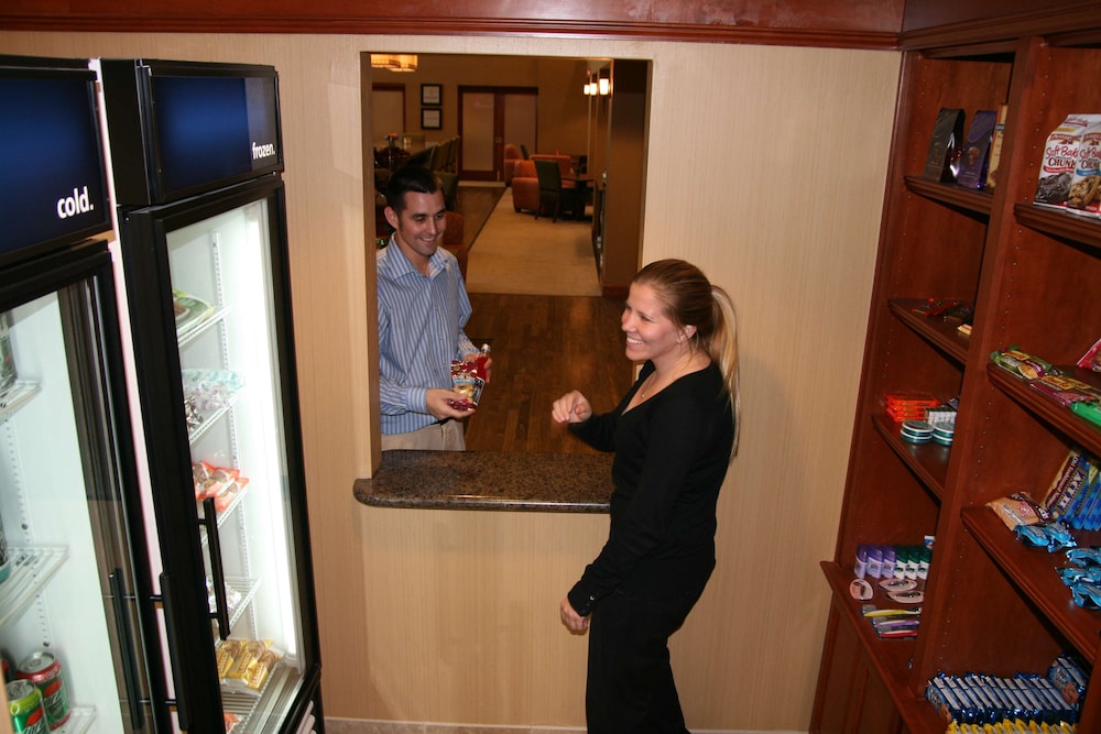 Hampton Inn & Suites Tucson East Williams Center - photo 33