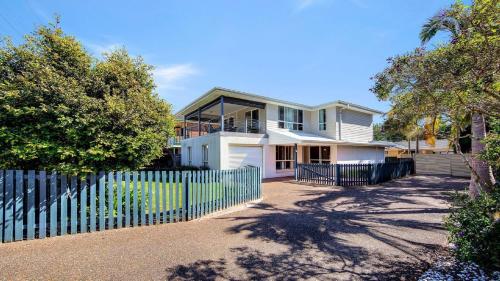 'Norah Head Haven' by HolidayCo — hotel in Budgewoi