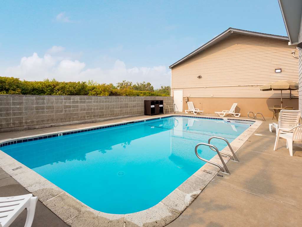Red Lion Inn & Suites Grants Pass - photo 31