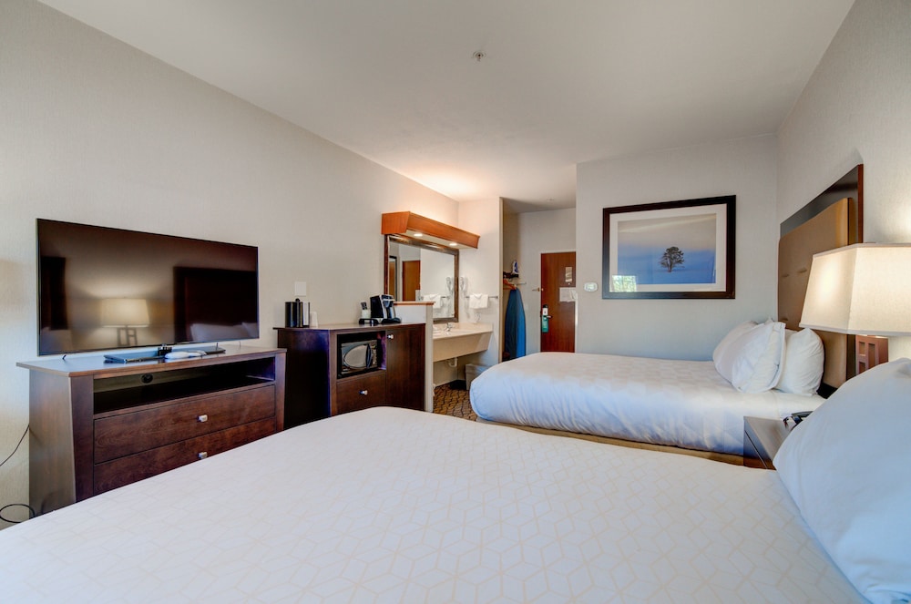 Holiday Inn West Yellowstone by IHG. - photo 44