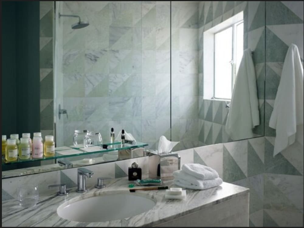 Avalon Hotel Beverly Hills a Member of Design Hotels - photo 18