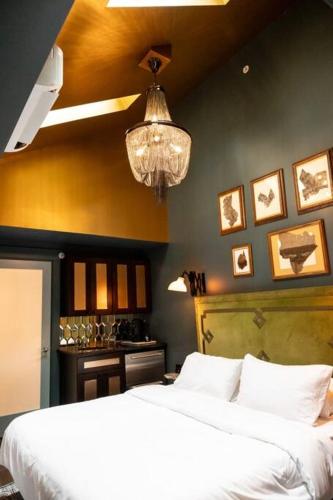 The Gas Lamp Hotel 1BR Tesla - photo 17