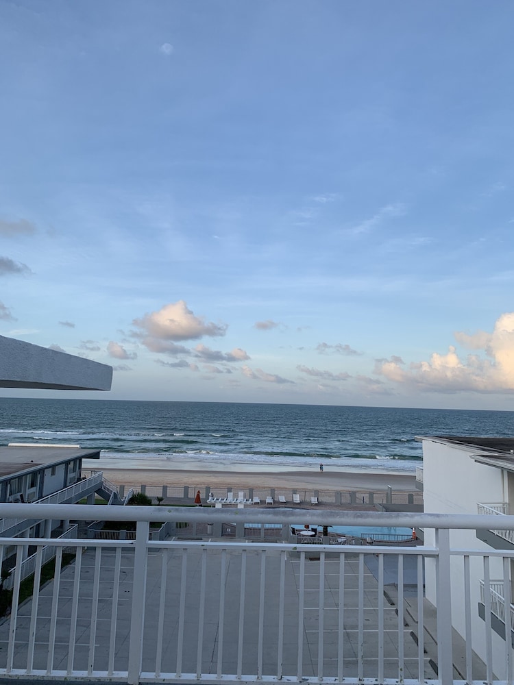 Arya Blu Inn & Suites - photo 31