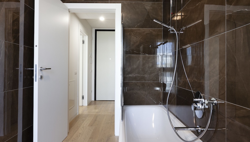 Italianway Easy Poma 61 B — 4-Star Luxury Hotel in Milan, Italy