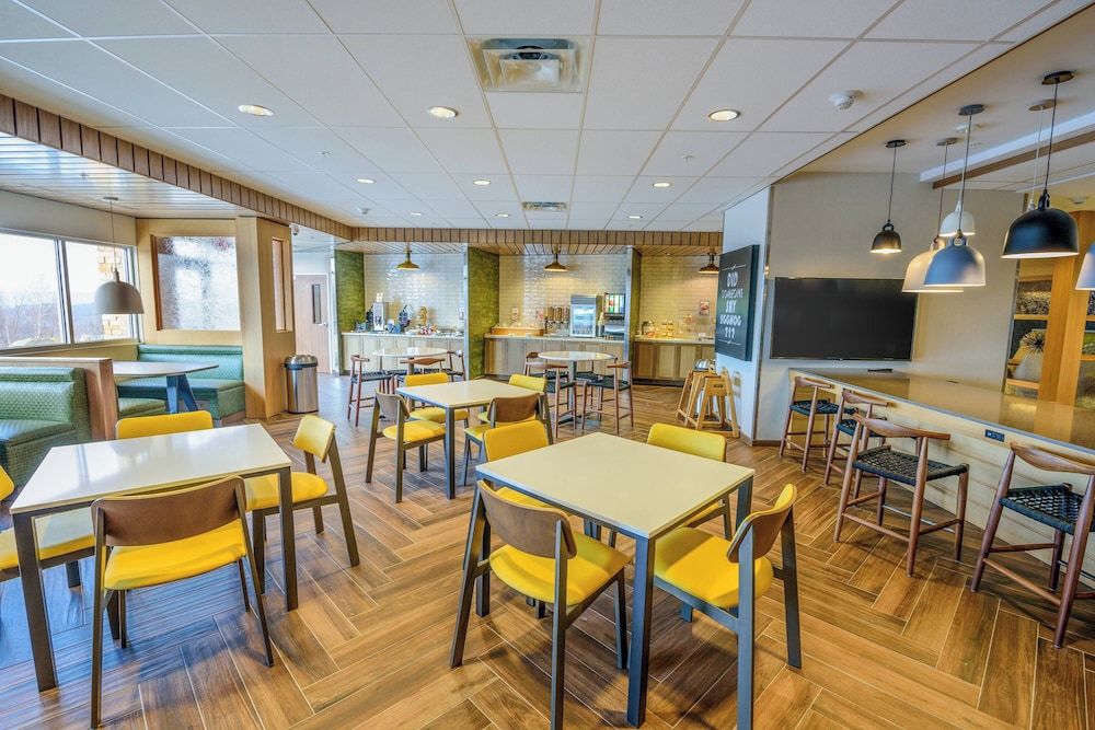 Fairfield Inn & Suites by Marriott Scranton Montage Mountain - photo 18
