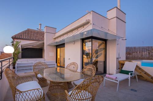 Ohliving Alcazar — 4-Star Luxury Hotel in Sevilla, Spain