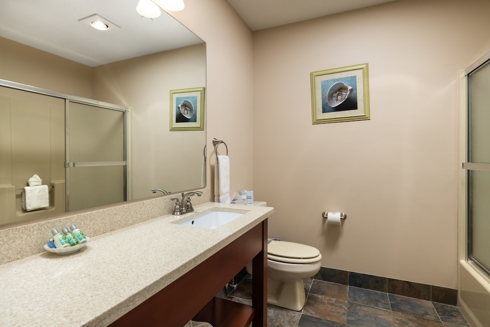 Old Harbor Inn - photo 235