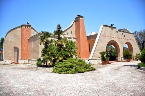 Villa delle Palme — 4-Star Luxury Hotel in Mesagne, Italy