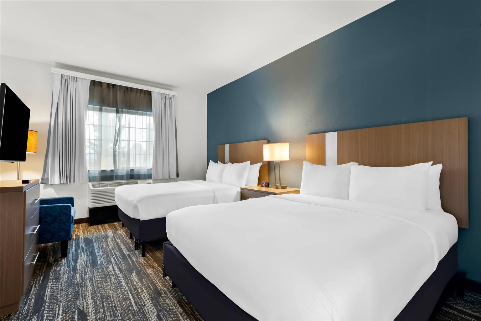 Clarion Suites Anchorage Downtown - photo 11