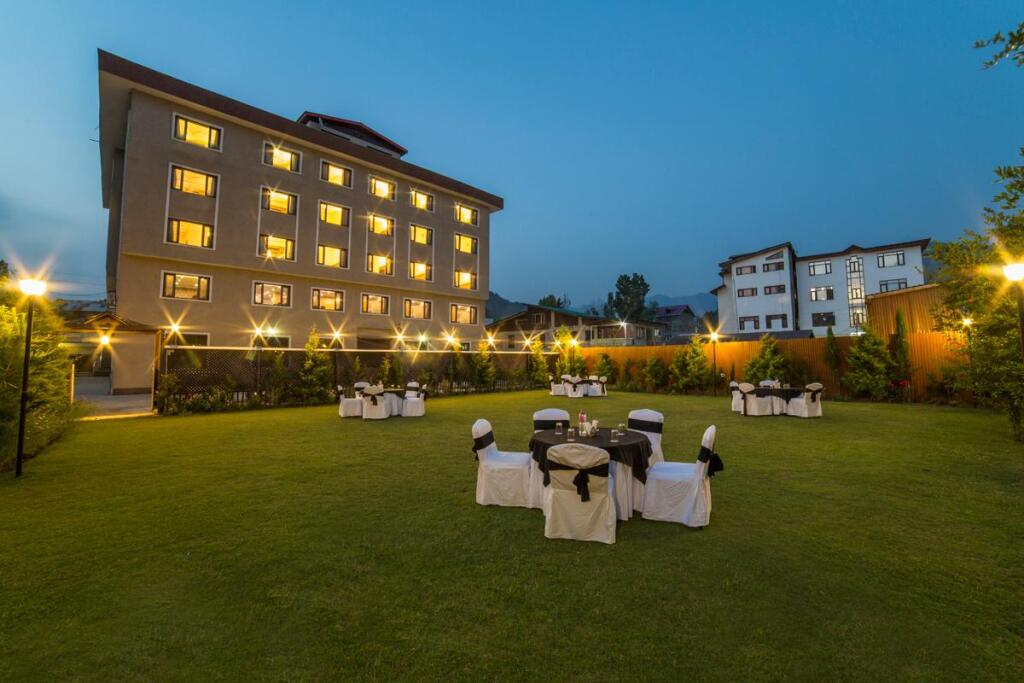 Solar Residency — 4-Star Luxury Hotel in Srinagar, India