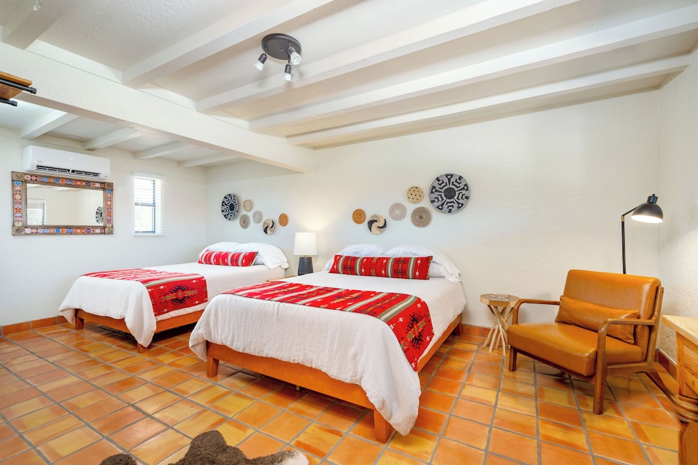 Pecos Trail Inn - photo 13