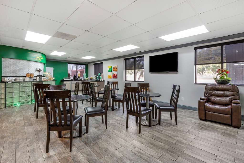 Quality Inn & Suites Ft. Jackson Maingate - photo 32