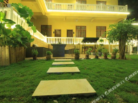 Puzhehei Jiuqi Shanshe Inn in Jinping, People's Republic of China