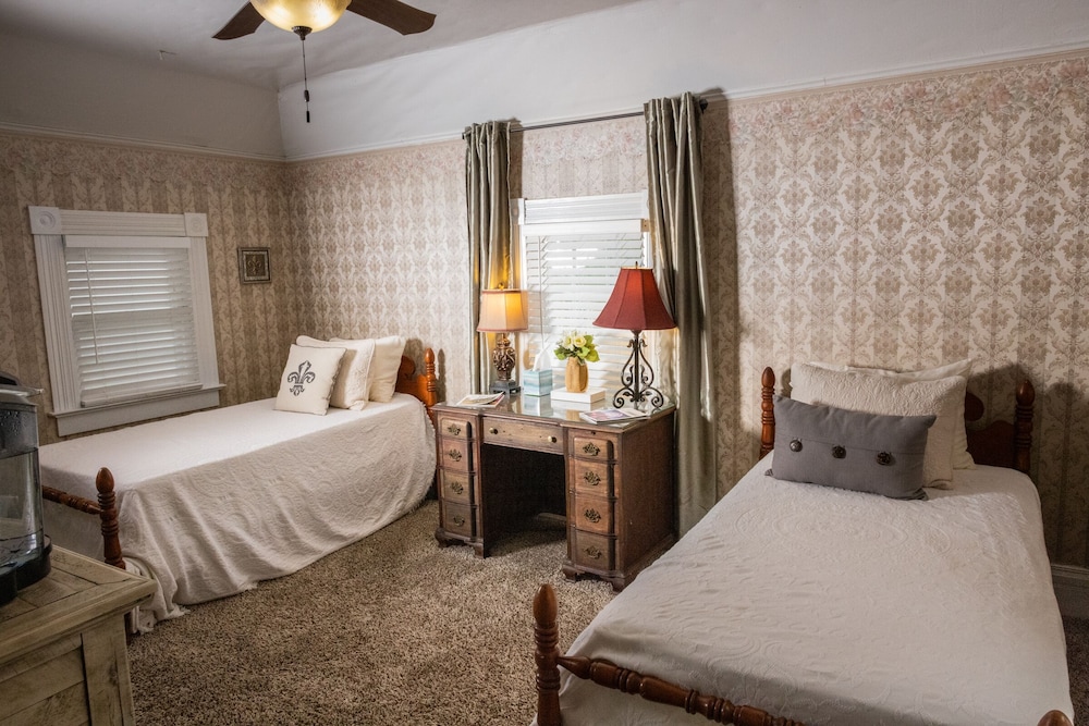 Sassafras Inn - photo 16