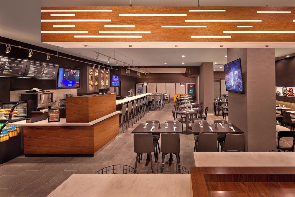 Courtyard by Marriott Philadelphia City Avenue - photo 24