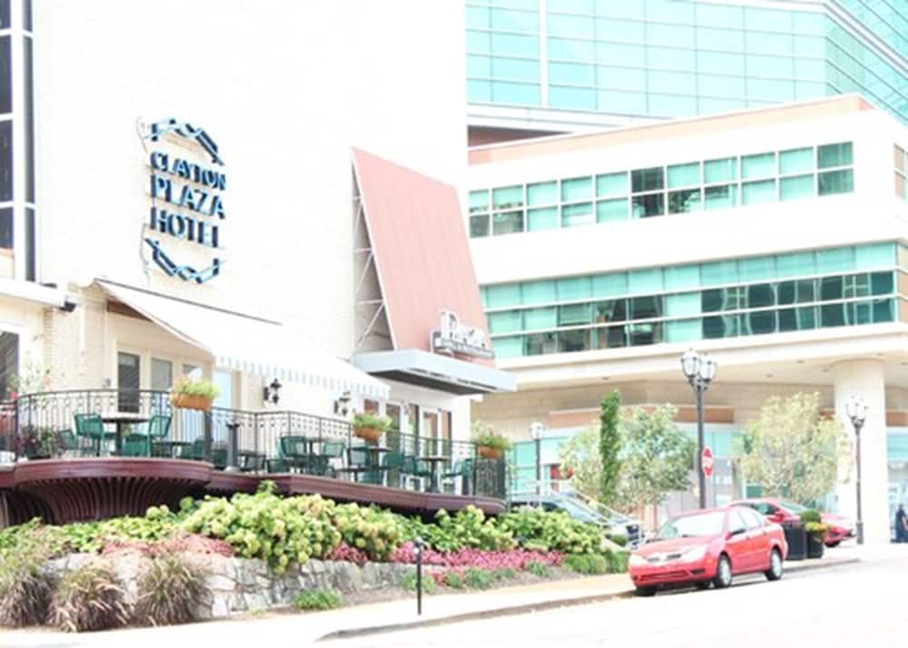 Clayton Plaza Hotel & Extended Stay - photo 37