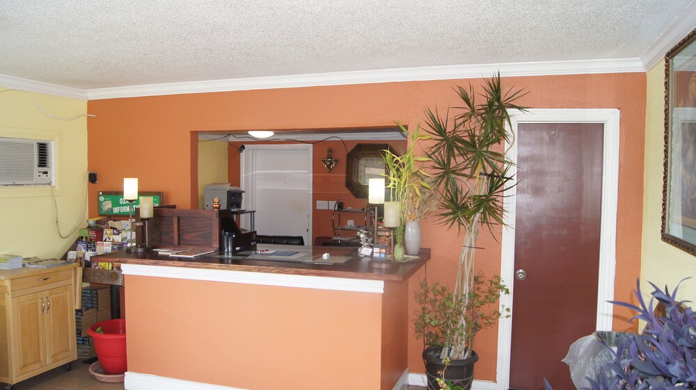 Stone Inn Motel - photo 2