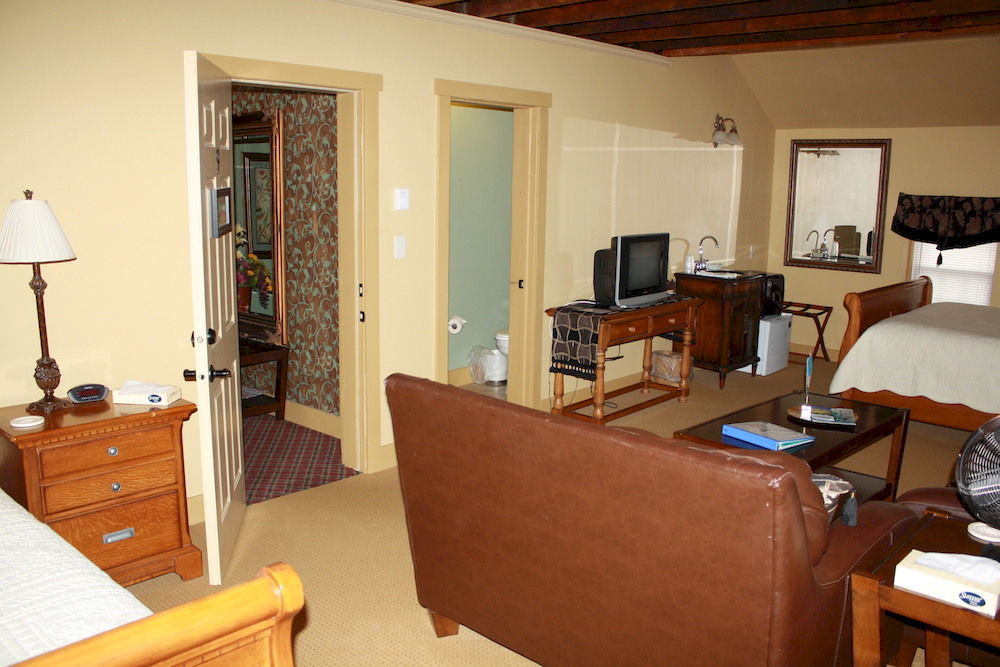 Zuber's Homestead Hotel - photo 22