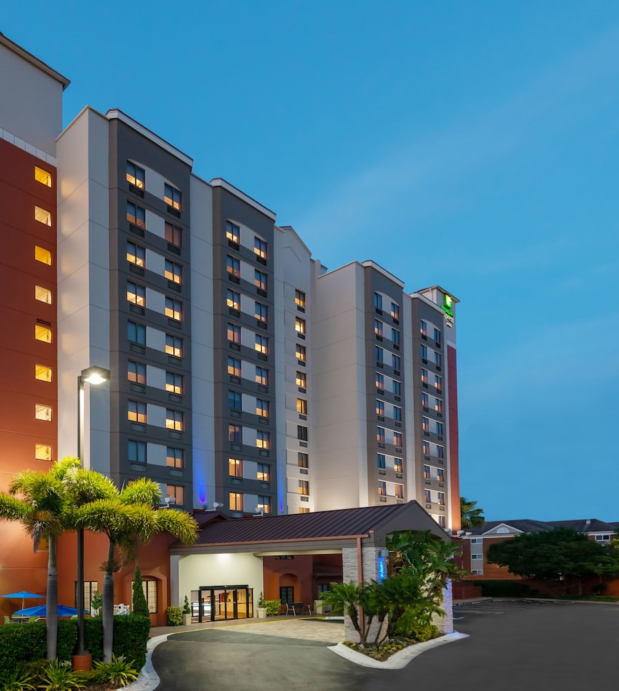 Holiday Inn Express & Suites Nearest Universal Orlando by IHG - photo 45