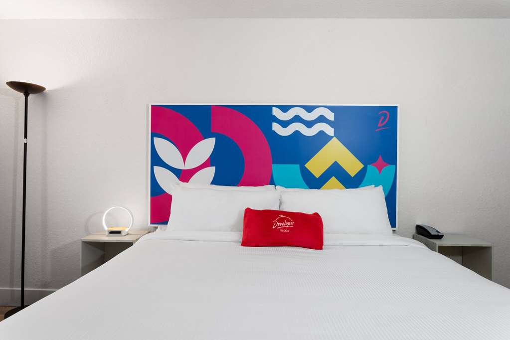 Howard Johnson by Wyndham Orlando Lake Buena Vista South - photo 10
