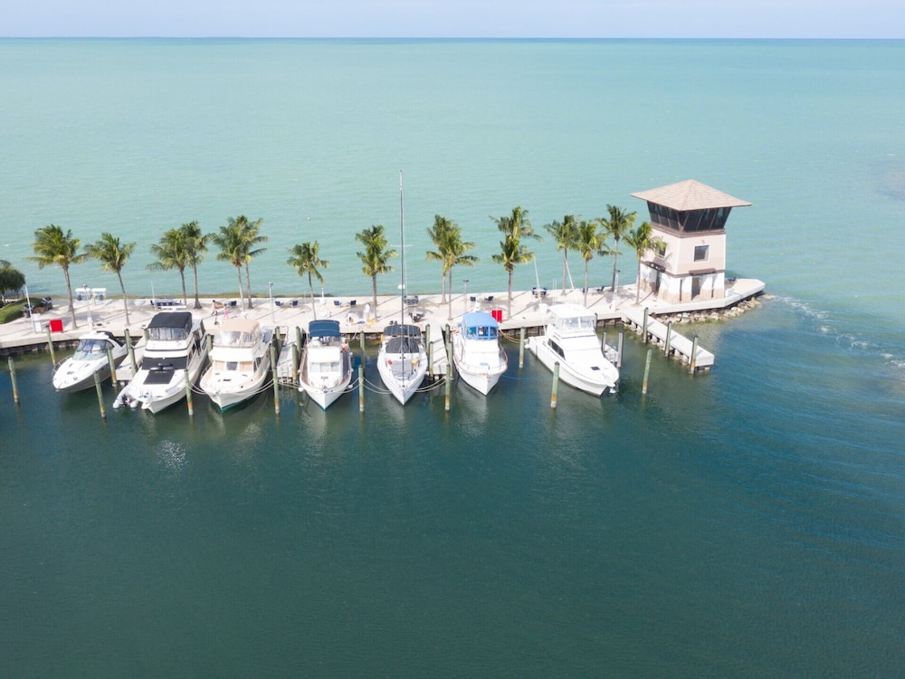 Marlin Bay Resort & Marina Managed by Elite Alliance Hospitality - photo 438