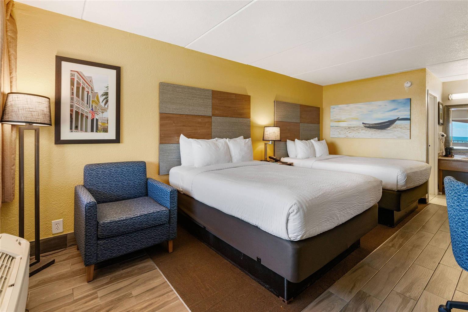 Clarion Pointe Galveston Beachfront - photo 25