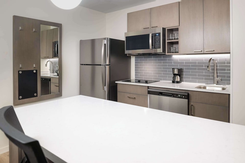 Hyatt House Auburn Hills Detroit - photo 22