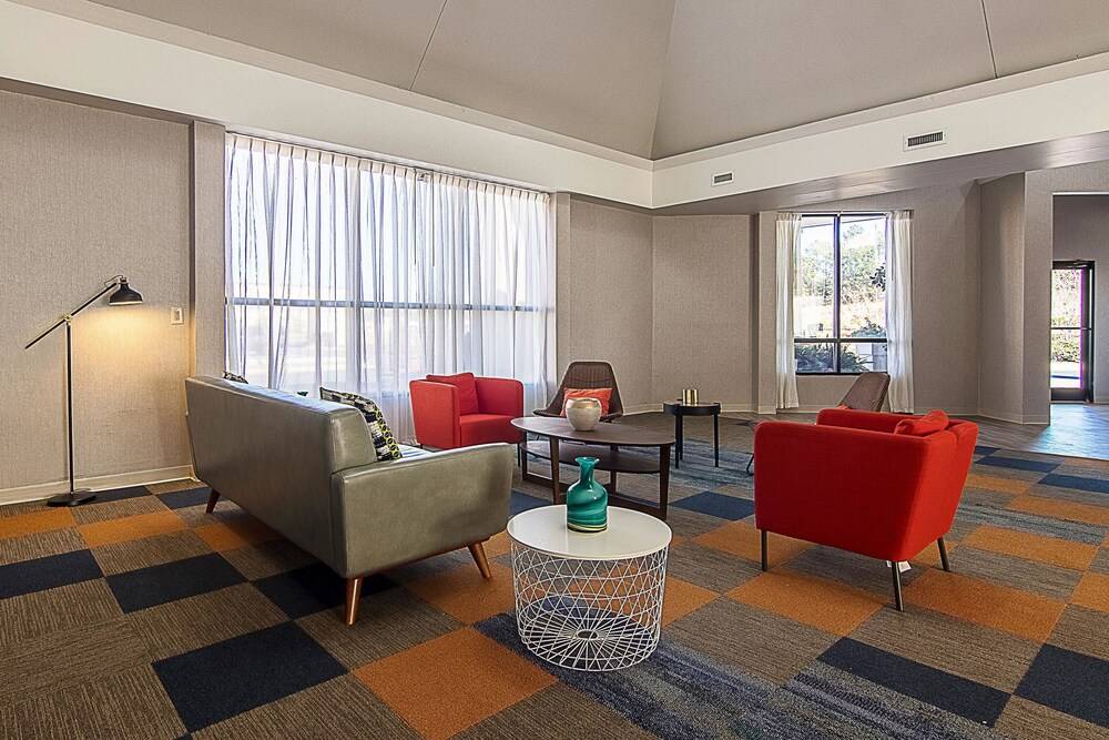 Econo Lodge Americus GA — Americus — photo 2