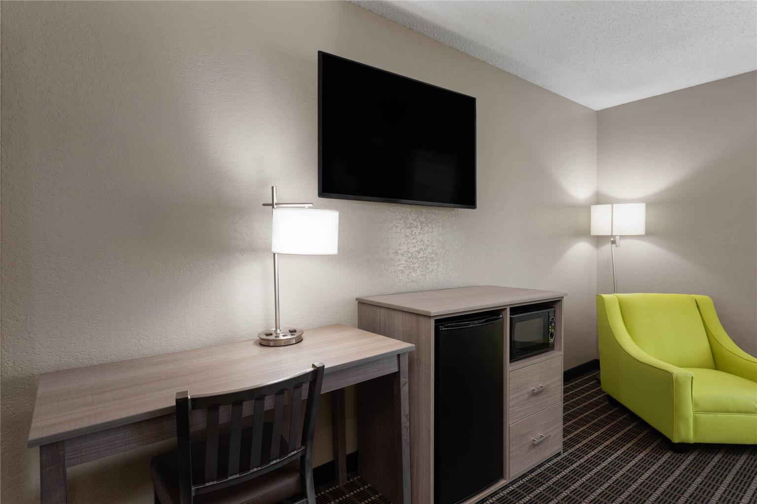 Super 8 by Wyndham Shepherdsville Louisville South I65 - photo 10