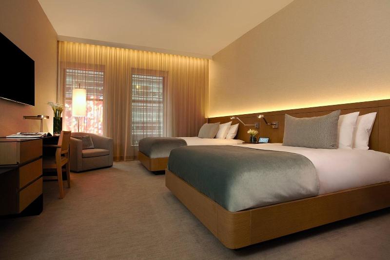 The Knickerbocker Hotel - photo 17